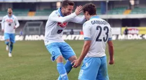 Наполи издрапа до успех над Сампдория след обрат