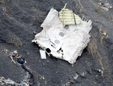 Експерти потвърдиха, че намерената в Индийския океан останка е от MH370