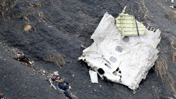 Руски самолет със 71 души на борда се разби в Подмосковието