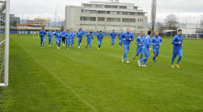 Без почивка за "Левски" след 0:0 в Разград