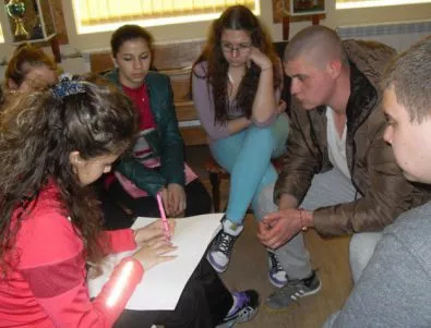 Иновативно обучение запозна ученици от Ловеч с опасността от дрогата