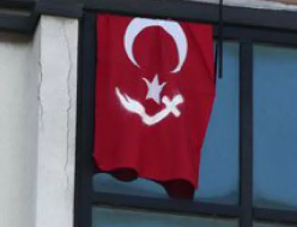 Продължават арестите в Турция 