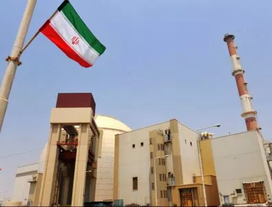 Иран започна военни учения с изстрелване на ракети