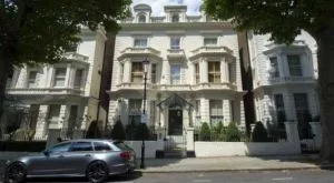 Фамилия Бекъм се видя в чудо с новите съседи