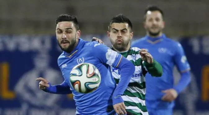 Италиански скаути следят двама от Левски на финала в Бургас