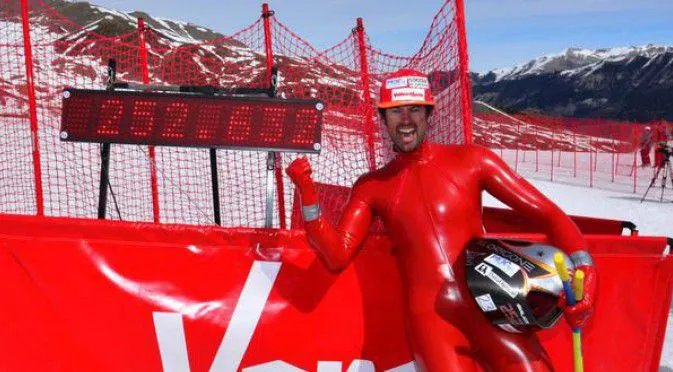 Италианец счупи рекорда за скорост върху ски (ВИДЕО)