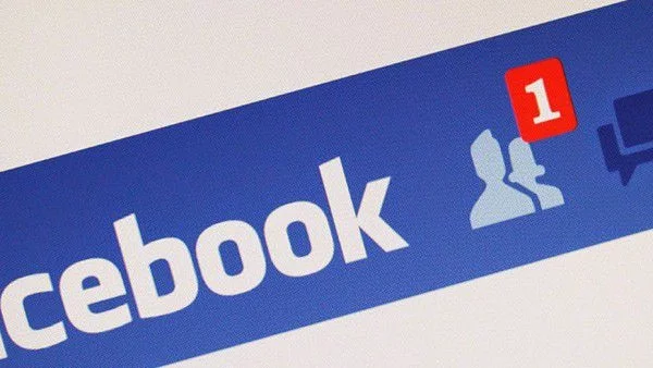 Младите напускат Facebook, за да избегнат родителите си