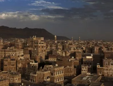 Хутите почти са превзели най-голямото пристанище в Йемен