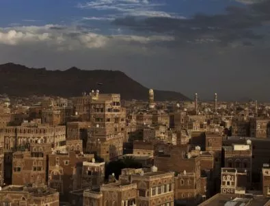 45 загинали при въздушни удари над Йемен