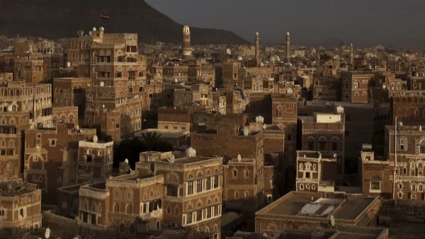 Според Франция Иран въоръжава бунтовниците в Йемен 