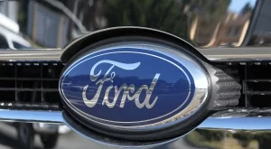 Ford разработи технология, която позволява на шофьорите да виждат зад ъгъла