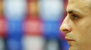 "L'Equipe": Бербатов е "старче", от което още боли