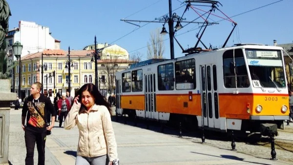 В Лондон е пуснат първият електрически трамвай