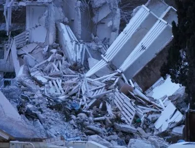 Най-малко 9 души са загинали при срутване на сграда в Казахстан