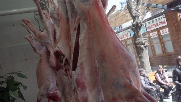 Цените на агнешкото месо се запазват по Гергьовден