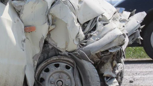 Трети автомобил е виновен за катастрофата край Пловдив, причинила смъртта на двама души