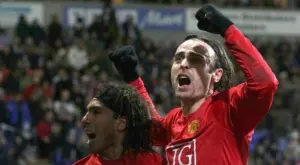 Бивш нападател на Юнайтед пред изненадващо завръщане на „Олд Трафорд“