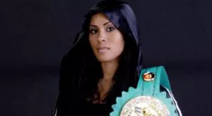 Кличко отмъкнаха красива съотборничка на Кобрата