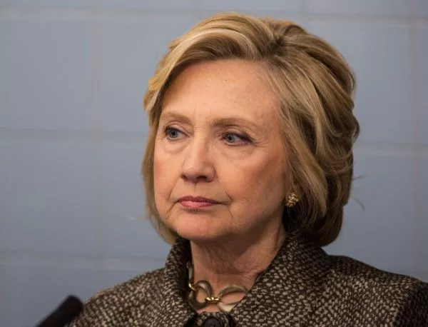 Хилари Клинтън обяви себе си за виновна за трагедията с американското посолство в Либия през 2012 г. 