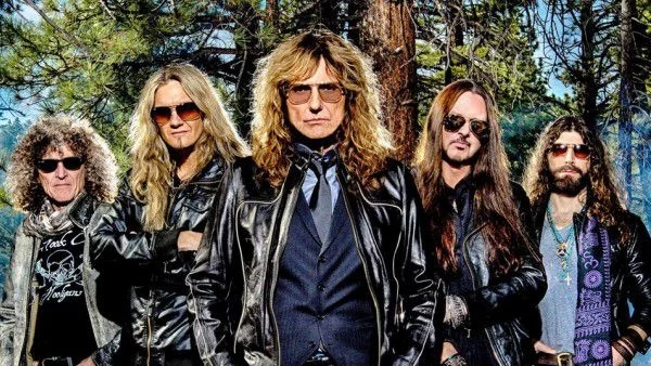 Whitesnake с първи концерт в София