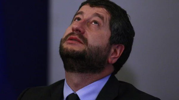 Правосъдният министър против самоцелно разпускане на ВСС