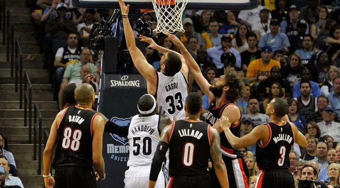 ВИДЕО: Мемфис изпепелиха Портланд на старта на серията в НБА