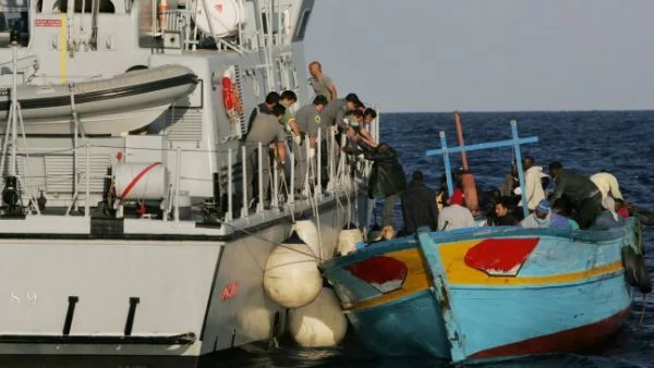 Военните не искат да се месят в спасителни мисии в Средиземно море