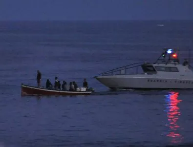 Поредна трагедия в Средиземно море, десетки мигранти загинаха