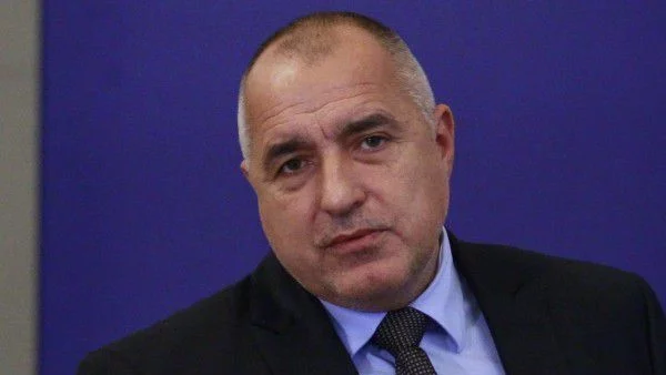 Борисов прати Рашидов на театър