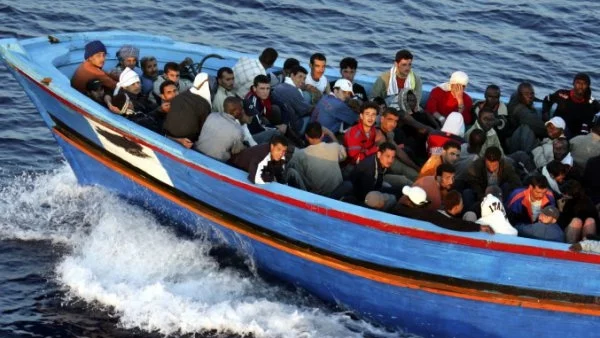 Бежанският път през Средиземно море - десет пъти по-опасен, отколкото през Турция