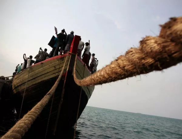 Как европейските фокусници ще накарат лодките с мигранти да изчезнат