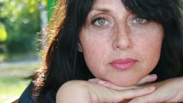 Деница Дилова: Интересен момент в творчеството ми е, че каквото напиша и то се сбъдва