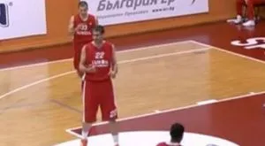 Лукойл Академик завърши редовния сезон с една загуба