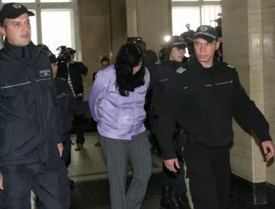 Акушерката Емилия Ковачева е обвинена за побой над още едно бебе