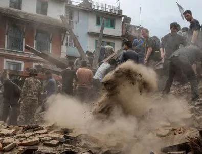 Над 8000 са вече жертвите на земетресението в Непал