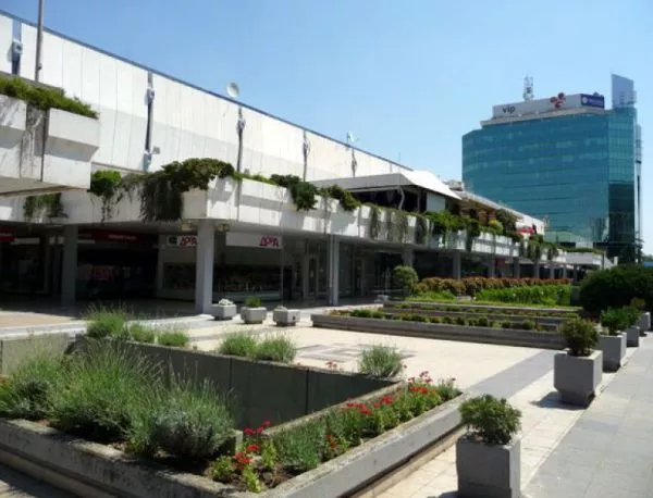 Скопяни не пожелаха да попречат и търговският център да стане "античен"