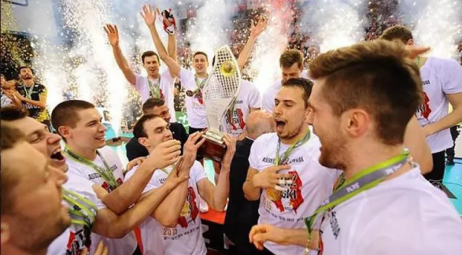 ВИДЕО: Ники Пенчев стана шампион на Полша с Ресовия