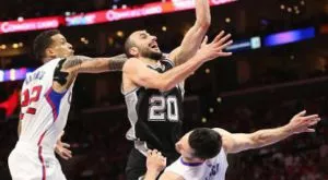 ВИДЕО: Сан Антонио излъга ЛА Клипърс и е на победа от полуфинал на Запад