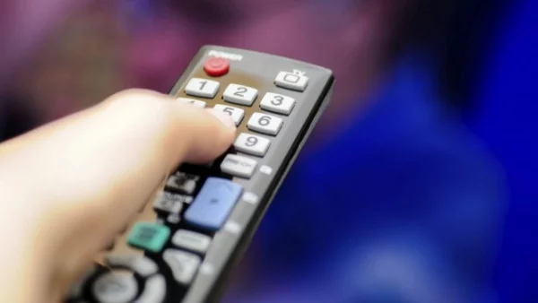 Сръбска медийна коалиция: Държавната телевизия е длъжна да излъчва на български