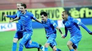 Взелият си поука "Левски" мина леко през поредното морско изпитание