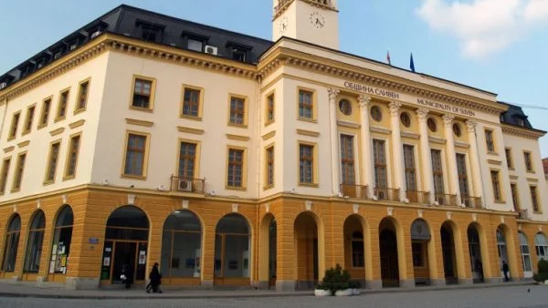 Обучават служители от Сливенския затвор за работа с наркозависими