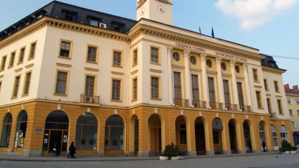 Сливенска община си избра посредник при емитирането на заема