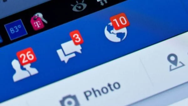 Коледен Facebook етикет