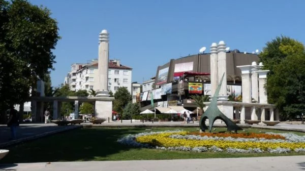 Калните бани във Варна се превръщат в заведение