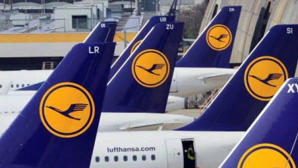 Lufthansa ще отмени близо 900 полета в сряда