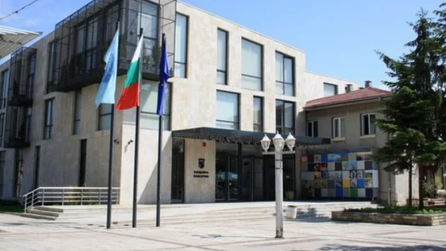 Балотаж в Каварна, но без досегашната кметица, в Балчик избраха стария кмет