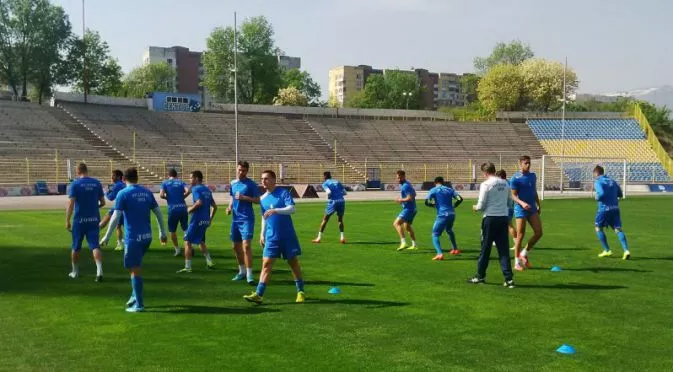 "Левски" тренира с Йоргачевич и Курдов, Бедоя - болен