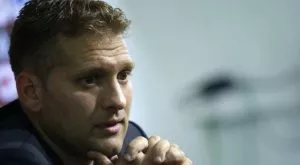 Вечният враг на Астън Вила: Подкрепете Стенли!