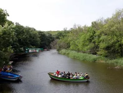 Съдът в Бургас потвърди спирането на разходките с лодка по река Ропотамо