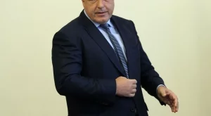Борисов предупреди Здравната каса да си направи сметката 